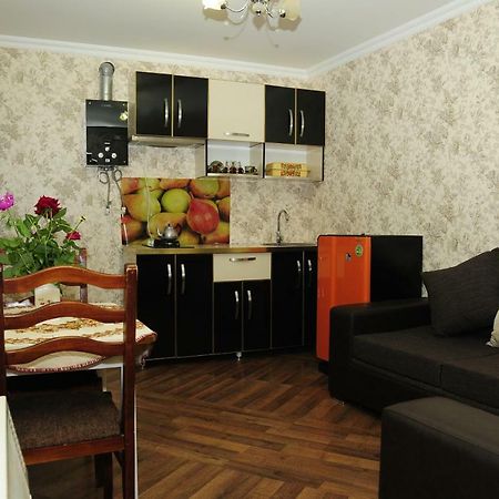 Guest House Ivo Borjomi ภายนอก รูปภาพ