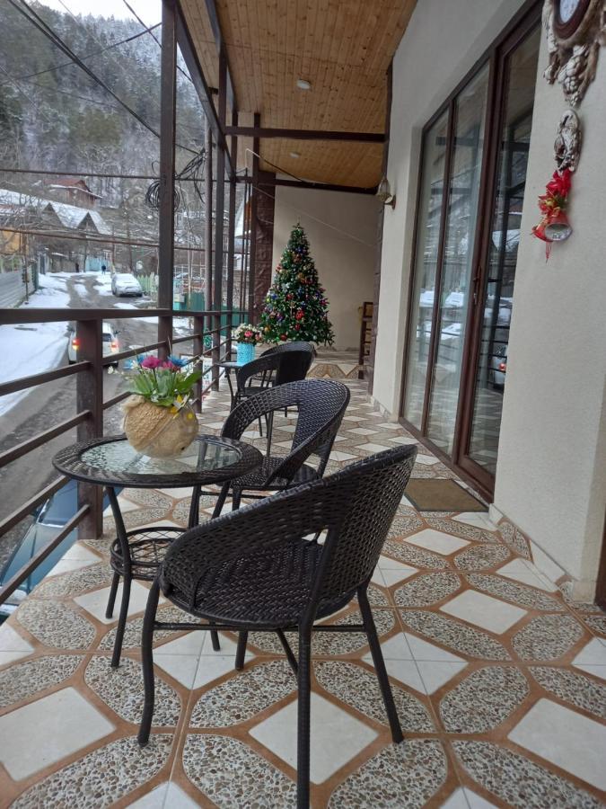 Guest House Ivo Borjomi ภายนอก รูปภาพ