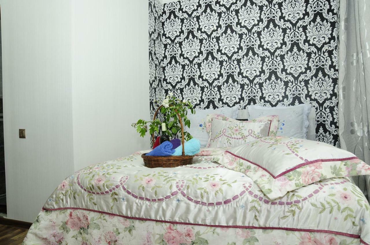 Guest House Ivo Borjomi ภายนอก รูปภาพ
