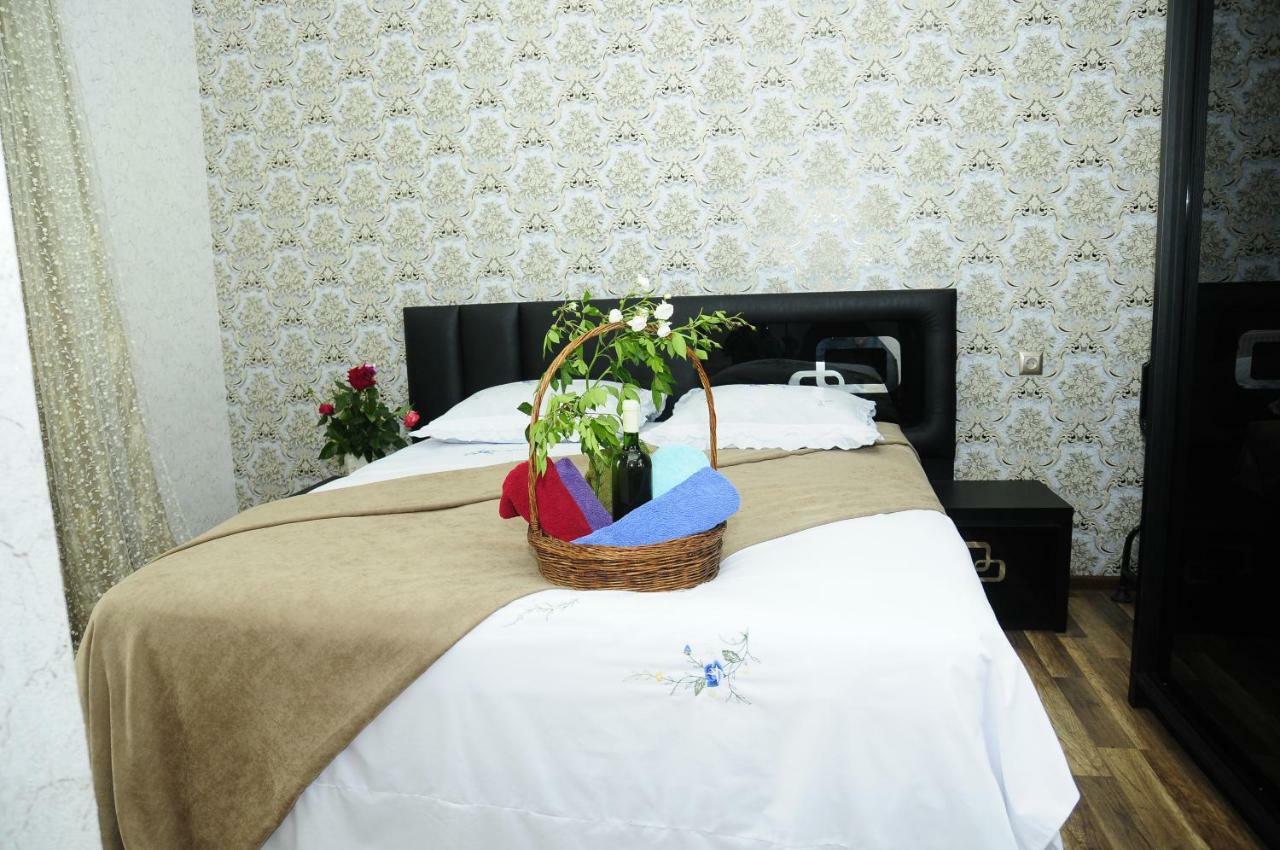 Guest House Ivo Borjomi ภายนอก รูปภาพ
